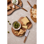 Käse-Set mit Brett und 3 Messern aus Edelstahl farbe braun Lifestyle-Bild