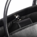 Tasche aus Kunstleder mit Magnetverschluss, 520 g/m² farbe schwarz dritte Ansicht