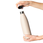 Tropffreie Trinkflasche aus recyceltem Edelstahl mit matter Oberfläche, 700 ml farbe beige erste Ansicht