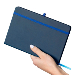 A5-Notizbuch mit Einband aus recyceltem PU-Kunstleder, Lesezeichenband und linierten Seiten farbe blau vierte Ansicht