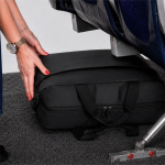 Handgepäcktasche aus Kunstleder mit Vakuumkompression, 20 l
