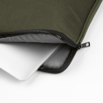 Robuste wasserdichte Laptophülle aus recyceltem Nylon, 15,6 Zoll farbe dunkelgrün Detailansicht