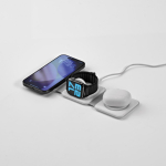 3-in-1-Ladestation, kabellos und magnetisch, mit USB-C und 15 W farbe weiß dritte Ansicht
