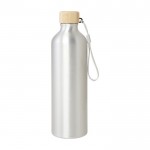 Flasche aus recyceltem Aluminium mit Bambusdeckel, 770 ml farbe silber zweite Vorderansicht