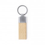 Gravierter Schlüsselanhänger aus Metall und Holz Farbe natürliche farbe dritte Detailbild