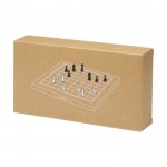 Schachspiel in einer Kiste mit Holzfiguren farbe natürliche farbe zweite Ansicht mit Box