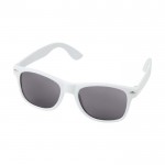 Sonnenbrille aus recyceltem Kunststoff mit UV400 Gläsern farbe weiß