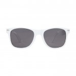 Sonnenbrille aus recyceltem Kunststoff mit UV400 Gläsern farbe weiß zweite Vorderansicht