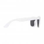 Sonnenbrille aus recyceltem Kunststoff mit UV400 Gläsern farbe weiß zweite Seitenansicht