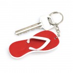 Sommerlicher Schlüsselanhänger in Form eines Flipflops Farbe rot dritte Ansicht