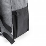 Zweifarbiger Rucksack aus recyceltem Kunststoff Farbe grau fünfte Detailbild