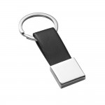 Schöner Schlüsselanhänger mit Metalldetail Farbe schwarz
