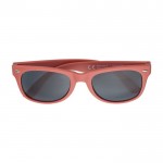 Sonnenbrille aus recyceltem Kunststoff mit UV400-Schutz farbe rot erste Ansicht