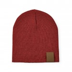 Mütze aus nachhaltigem RPET ideal für kalte Wintertage farbe bordeaux Ansicht von vorne