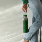 Flasche aus recyceltem Edelstahl, umwandelbar in 720-ml-Becher farbe grün Ansicht der Umgebung