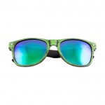 Sonnenbrille aus Holzimitat Farbe grün