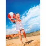 Strandball als Werbemittel für Firmen Farbe rot Stimmungsbild
