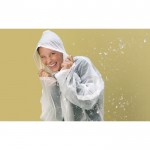 Regenjacke als Werbeartikel zum Verschenken Farbe transparent Stimmungsbild