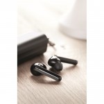 Kopfhörer mit wiederaufladbarer Batterie Farbe schwarz Stimmungsbild 4