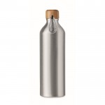 Große Aluminium Trinkflasche mit Bambusverschluss Farbe Mattsilber vierte Ansicht