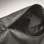 Reisetasche aus Segeltuch mit gepolstertem Boden, Griffen und Riemen Farbe schwarz achtes Detailbild