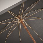 Windfester RPET-Pongee-Regenschirm mit manueller Öffner mit Bambusstruktur Ø104 Farbe schwarz fünftes Detailbild