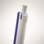 Weißer, recycelter Kugelschreiber mit blauer Tinte und farbigem Clip Farbe blau zweites Detailbild