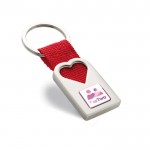 Werbeartikel Schlüsselanhänger mit Herz Farbe rot Ansicht mit Logo 1