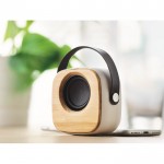 Lautsprecher aus Bambus mit Logo und Bluetooth 5.0 Farbe weiß Stimmungsbild