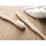 Zahnbürste mit Bambusgriff Farbe weiß Stimmungsbild mit Druck