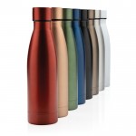 Elegante Metallflasche aus recyceltem Stahl Farbe Dunkelgrün Ansicht in verschiedenen Farben