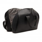 Reisetasche aus recyceltem Kunstleder mit großem Fach farbe schwarz vierte Ansicht
