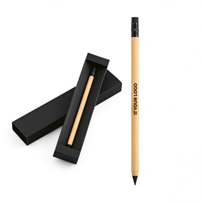 Infinity-Bleistift mit Bambuskörper und Radiergummi am Ende