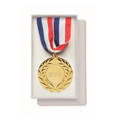 Medaille aus Eisen in den 3 Farben Blau, Weiß und Rot
