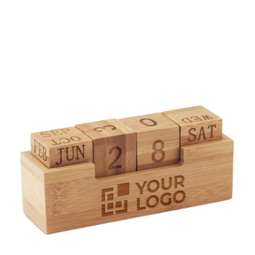 Origineller Tischkalender mit Holzteilen für Datum