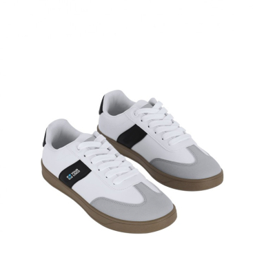 Weiche Leder-Sneaker mit passenden Schnürsenkeln und Gummisohle
