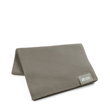 Schal aus recyceltem Polyester (RPET) mit bedruckbarem Aufnäher