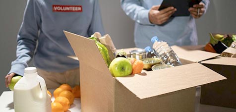 Karitative Initiativen von Unternehmen zu Weihnachten